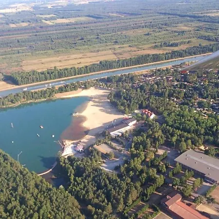 Bernsteinsee And Ferien Small Forest * Sassenburg