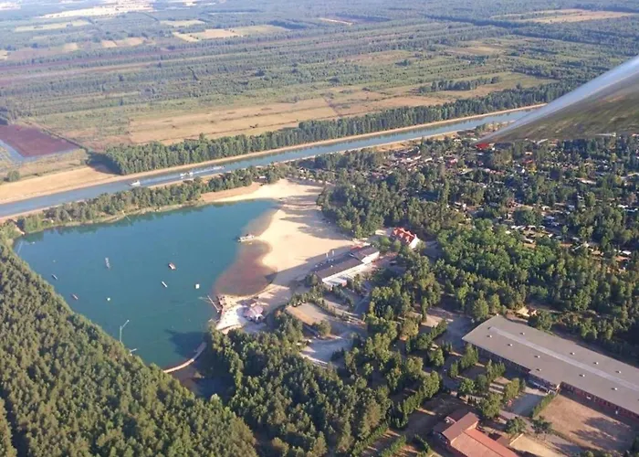 Bernsteinsee And Ferien Small Forest * Sassenburg